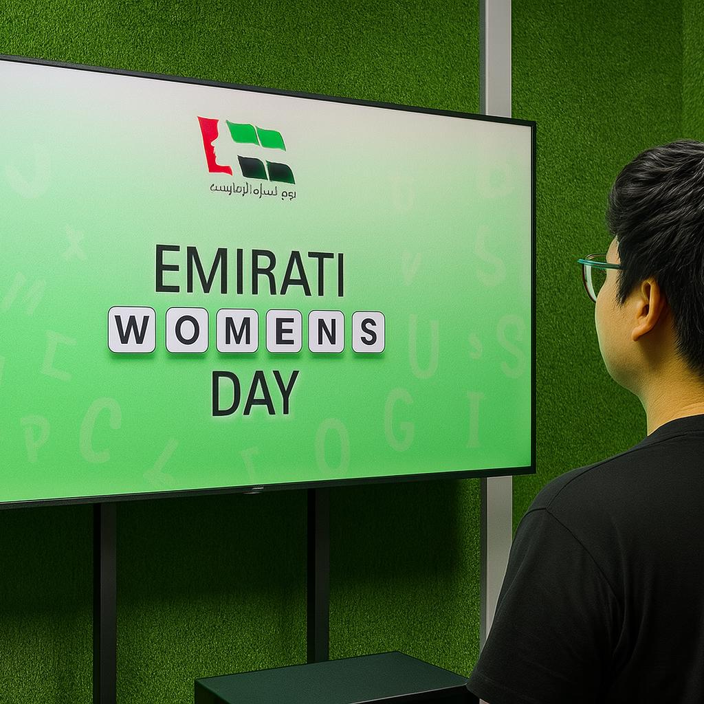 Catch The Letter | MIRROR BOOTH EVENT SERVICES L.L.C